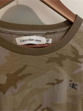 Calvin Klein Jeans Men’s Tan Camo Crewneck Tee with CK Logo